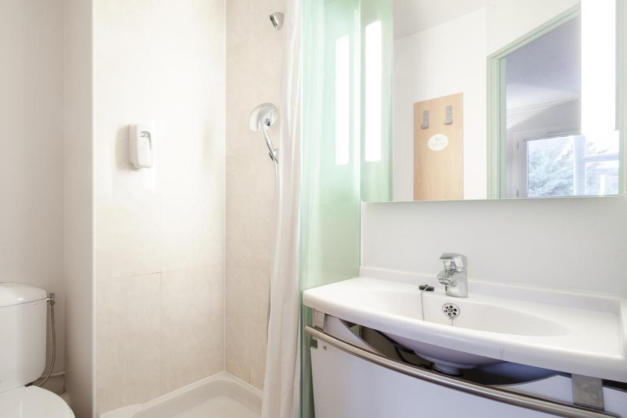 B&B Hotel Montlhery Linas Dış mekan fotoğraf