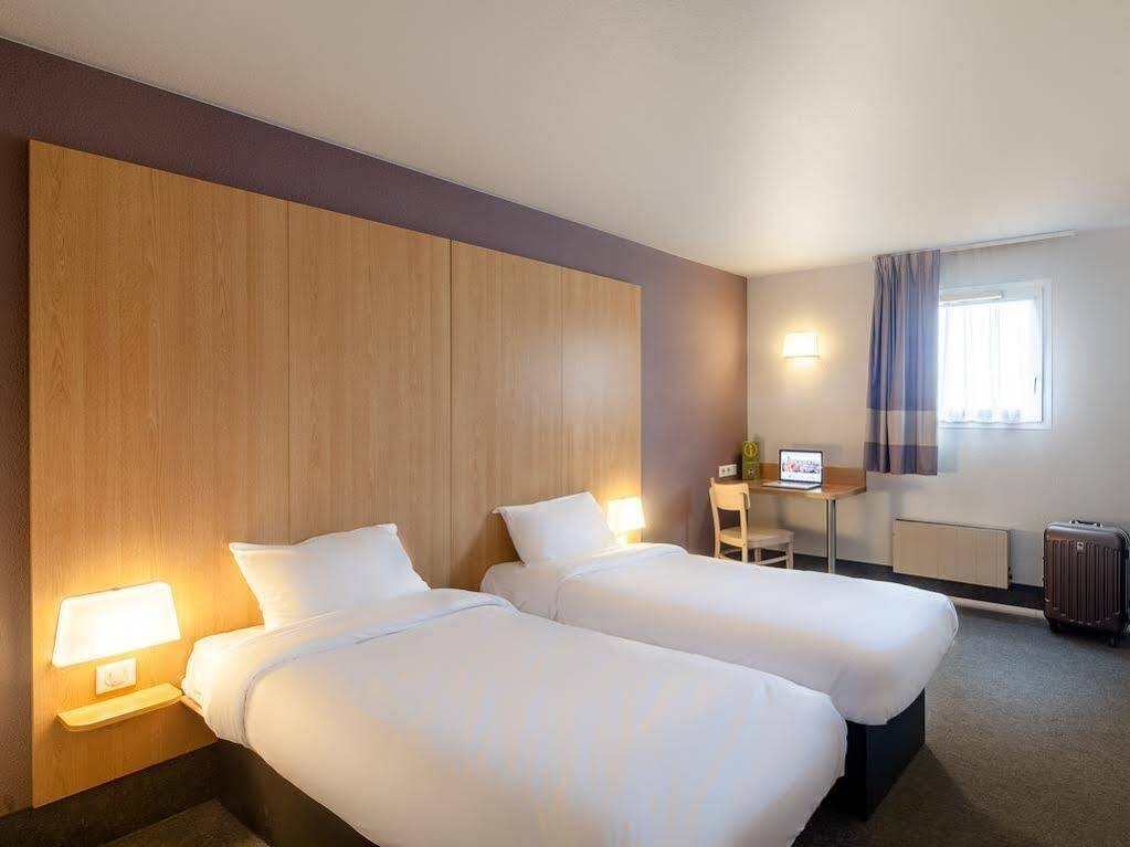 B&B Hotel Montlhery Linas Dış mekan fotoğraf